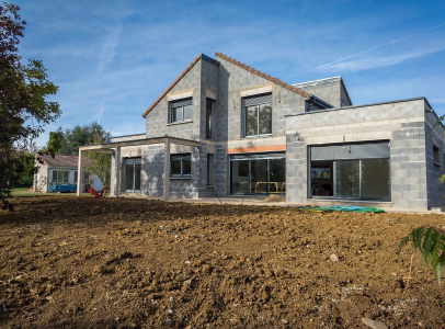 maçonnerie générale à Chouzé-sur-Loire près de Chinon en Indre-et-Loire 37