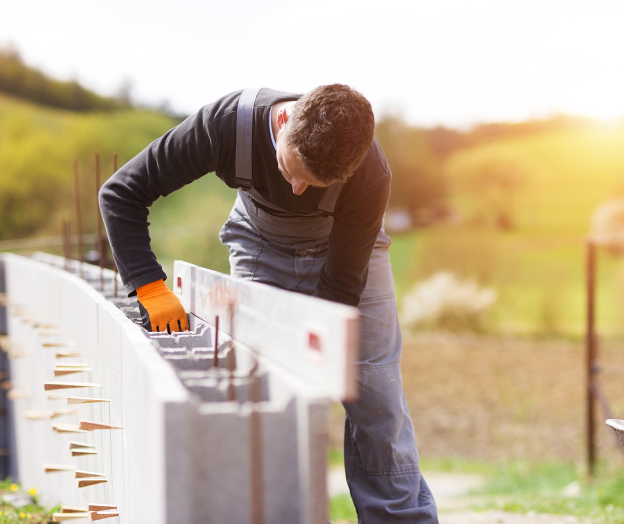 artisan maçon à Chouzé-sur-Loire près de Chinon en Indre-et-Loire 37